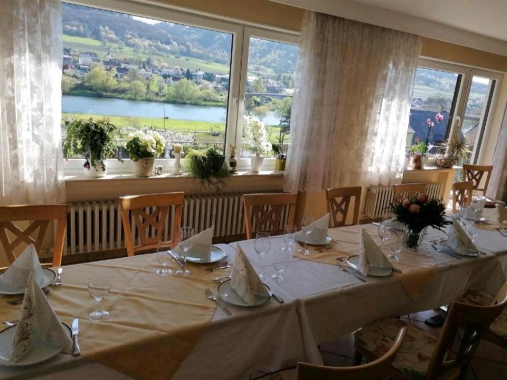Chateau-De-La-Moselle Kinheim Zewnętrze zdjęcie